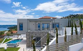Villa Theologos
